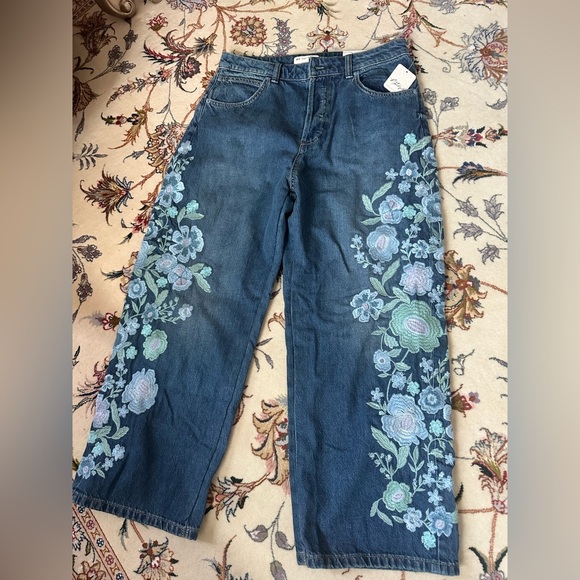 We The Free Denim - We the free Floral Embroidered Blue Jeans 🍬🫐🍬